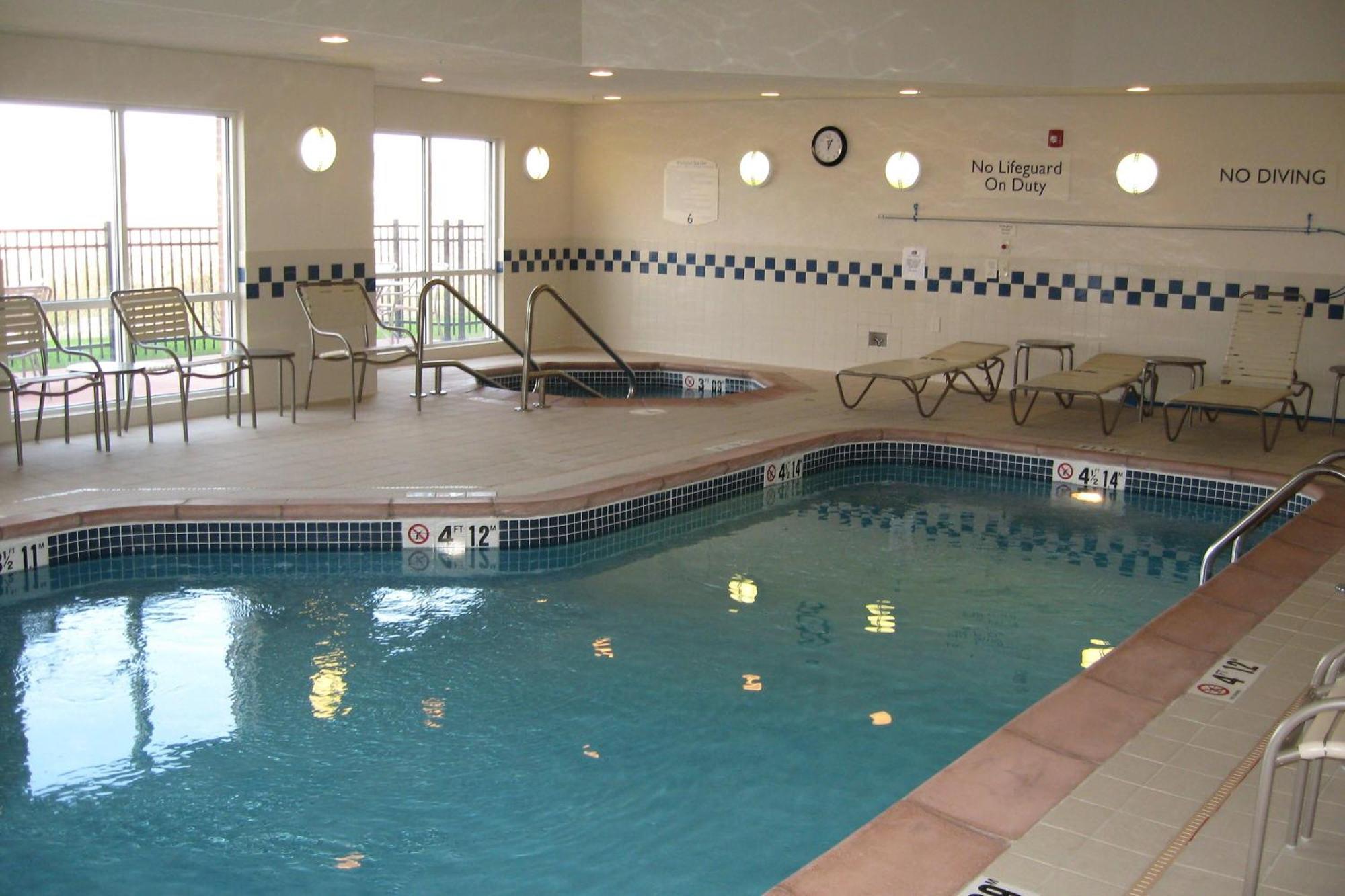 Fairfield Inn & Suites Ames Instalações foto